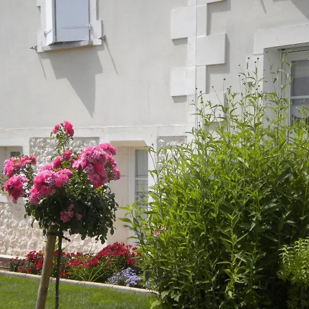 Au Paradis Des Hotes בית הארחה פוראס